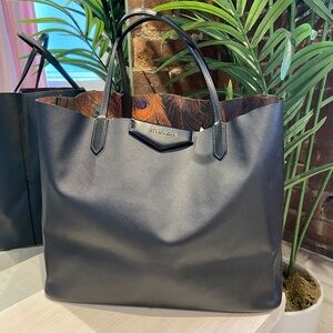Givenchy Antigona Peacock Tote with pochette